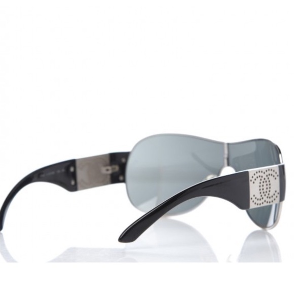 CHANEL Unisex Black Tint Metal Frame CC Logo Wrap Aviator Sunglasses 4154 - Picture 4 of 8